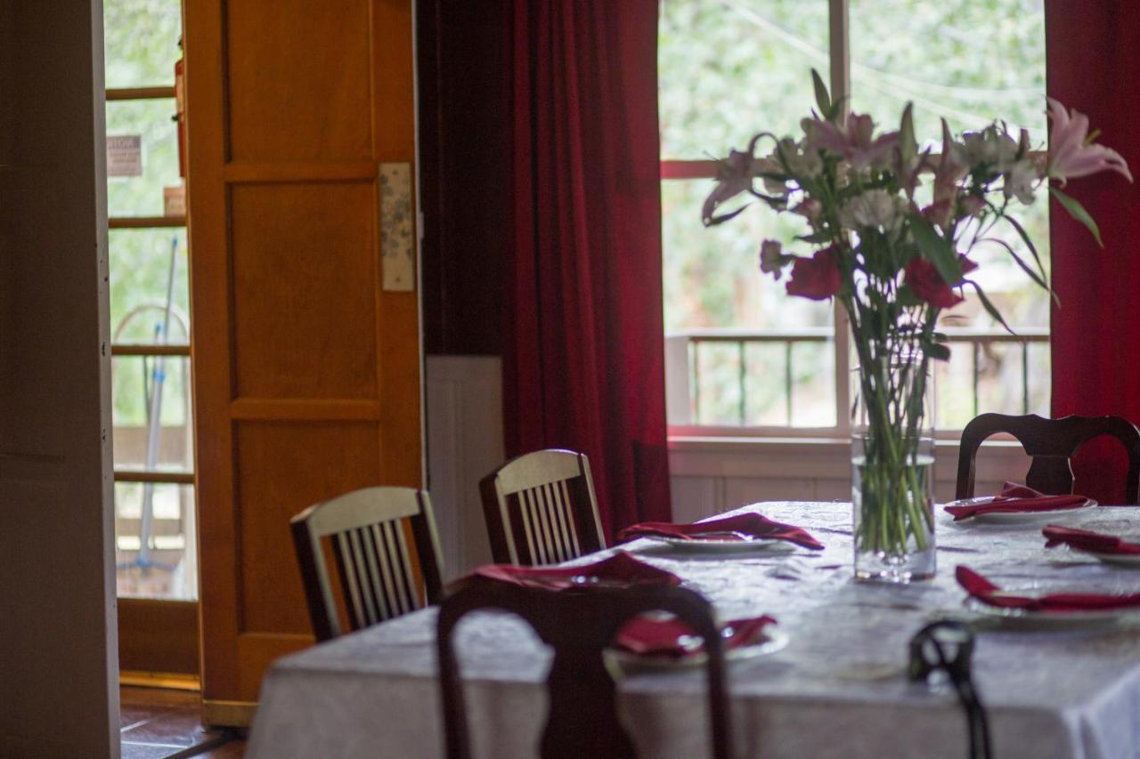 Quiet Mind Lodge, Spa & Retreat Sequoias Kernville Bagian luar foto
