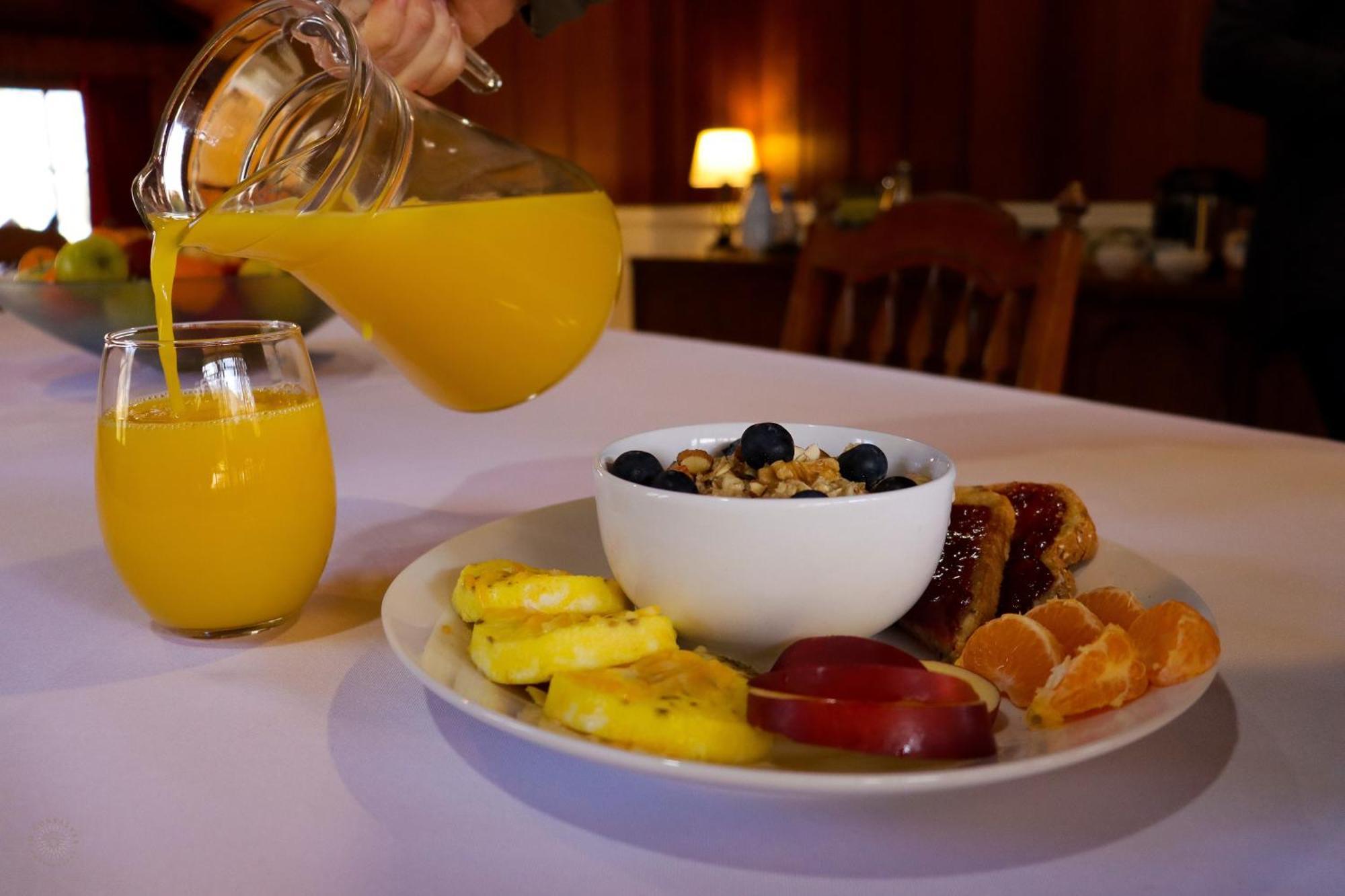 Quiet Mind Lodge, Spa & Retreat Sequoias Kernville Bagian luar foto