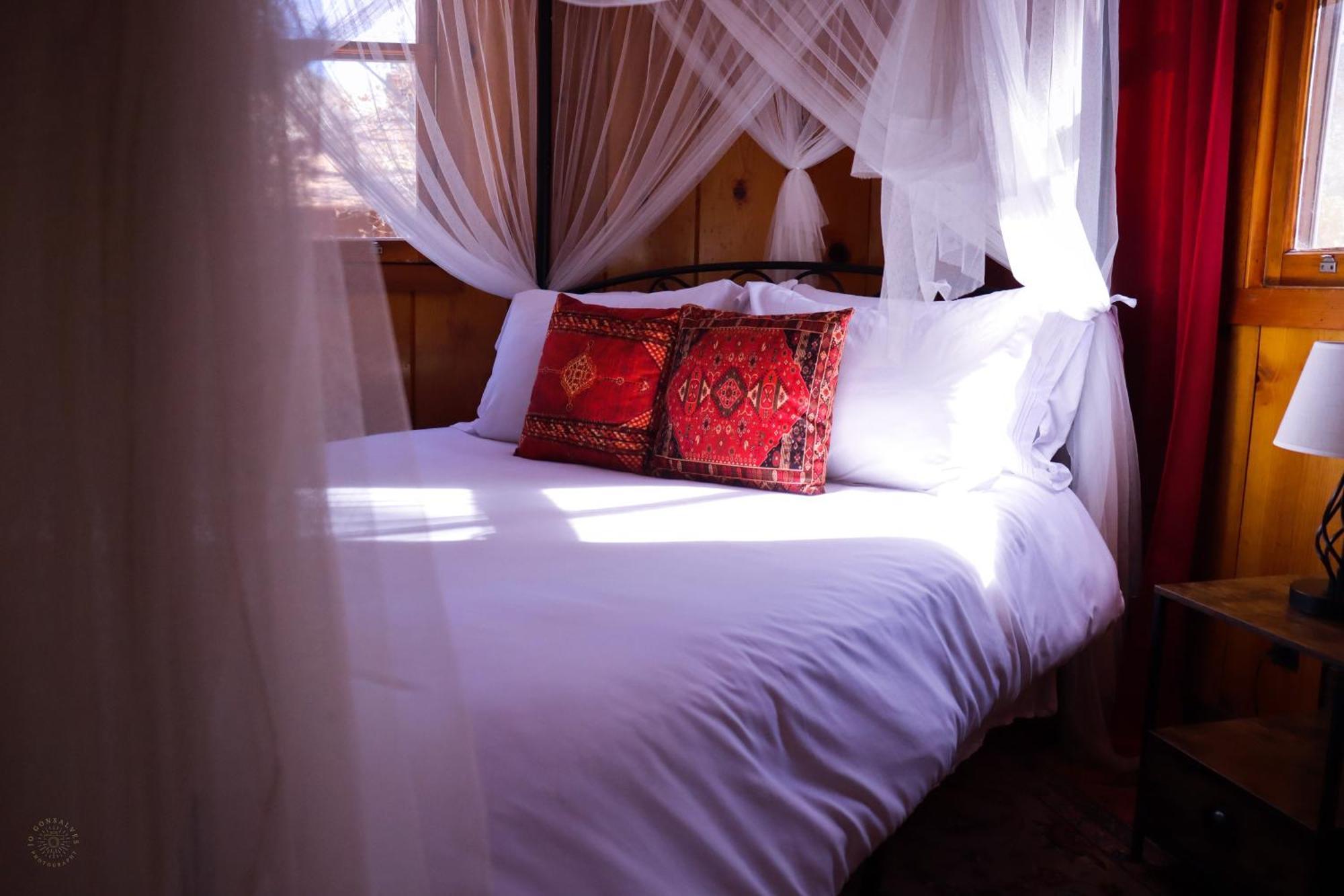Quiet Mind Lodge, Spa & Retreat Sequoias Kernville Bagian luar foto