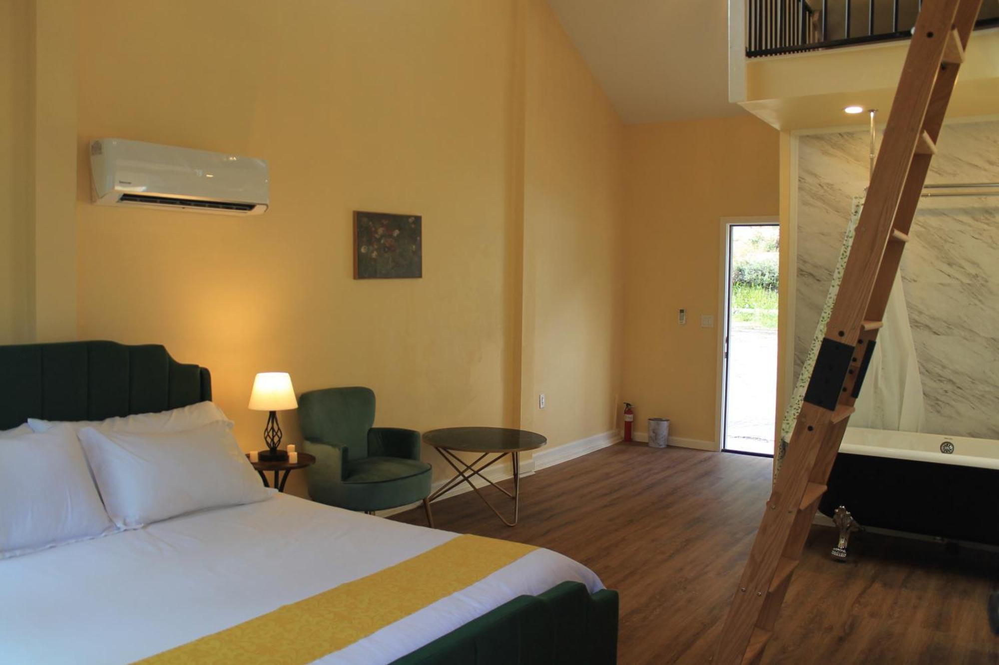 Quiet Mind Lodge, Spa & Retreat Sequoias Kernville Bagian luar foto